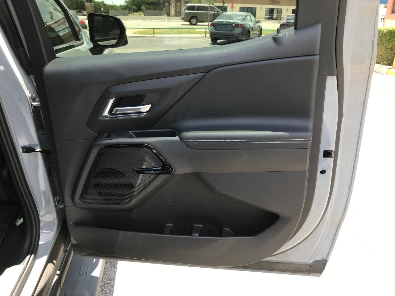 Chevrolet Silverado EV  2026