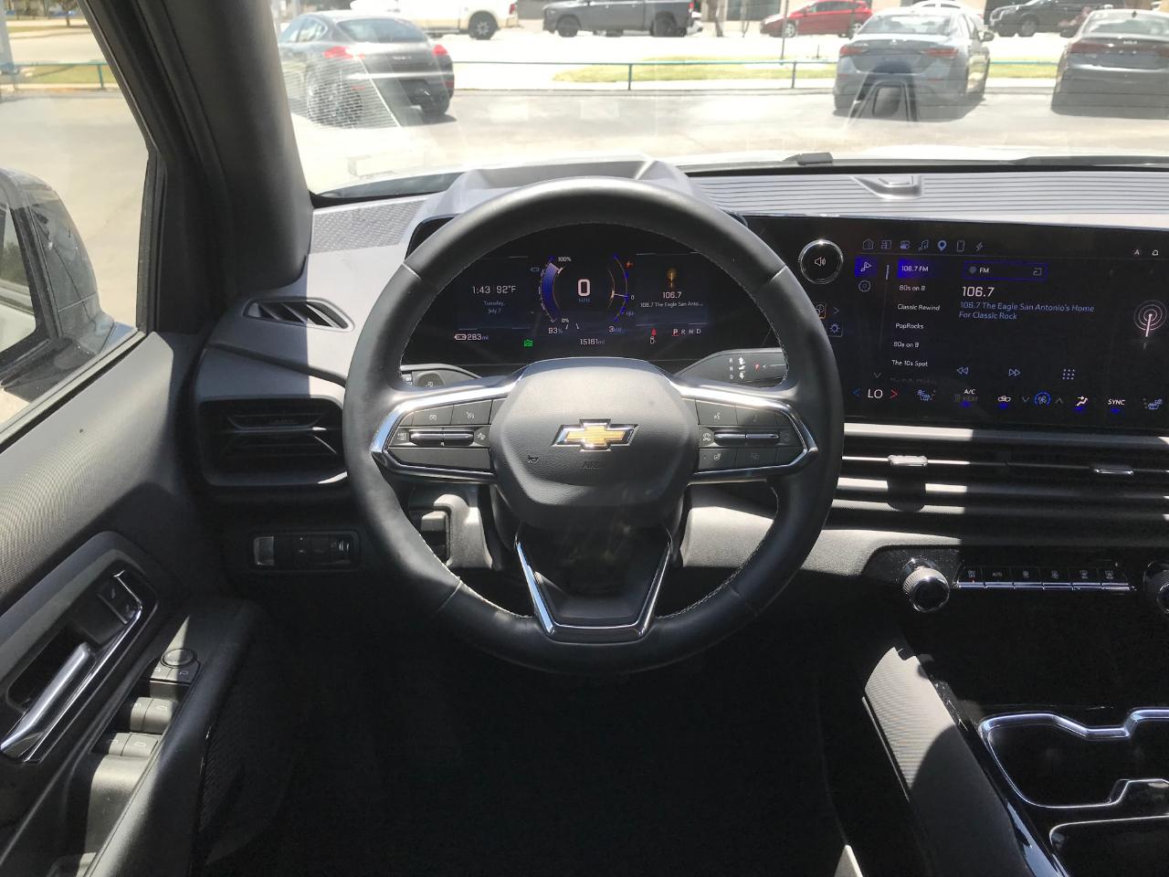 Chevrolet Silverado EV  2026