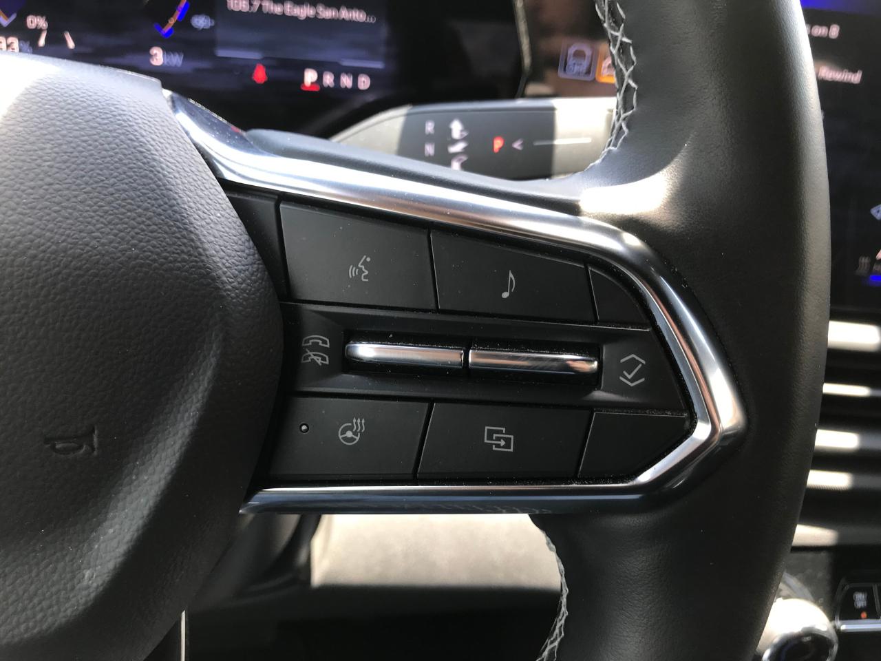 Chevrolet Silverado EV  2026
