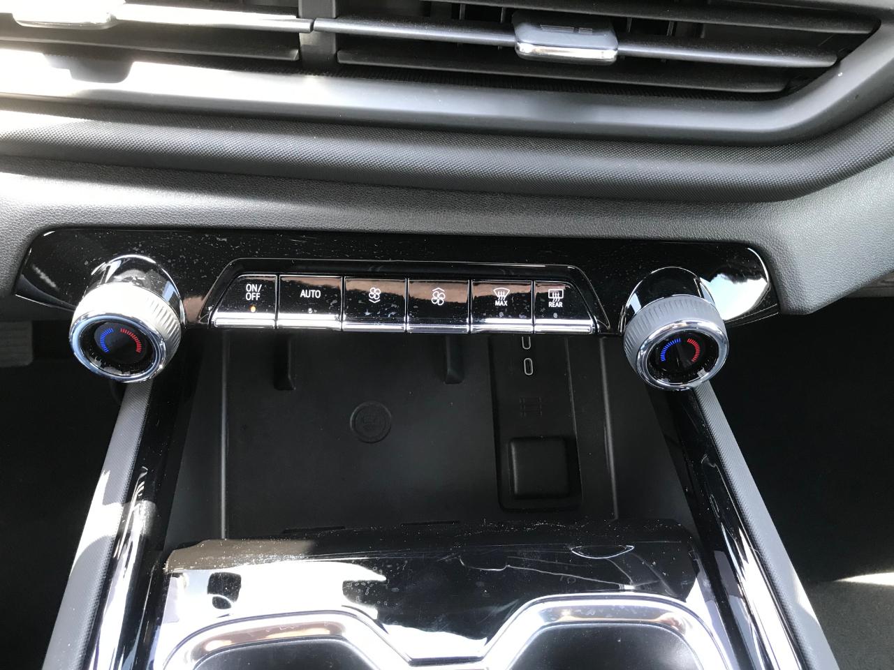 Chevrolet Silverado EV  2026