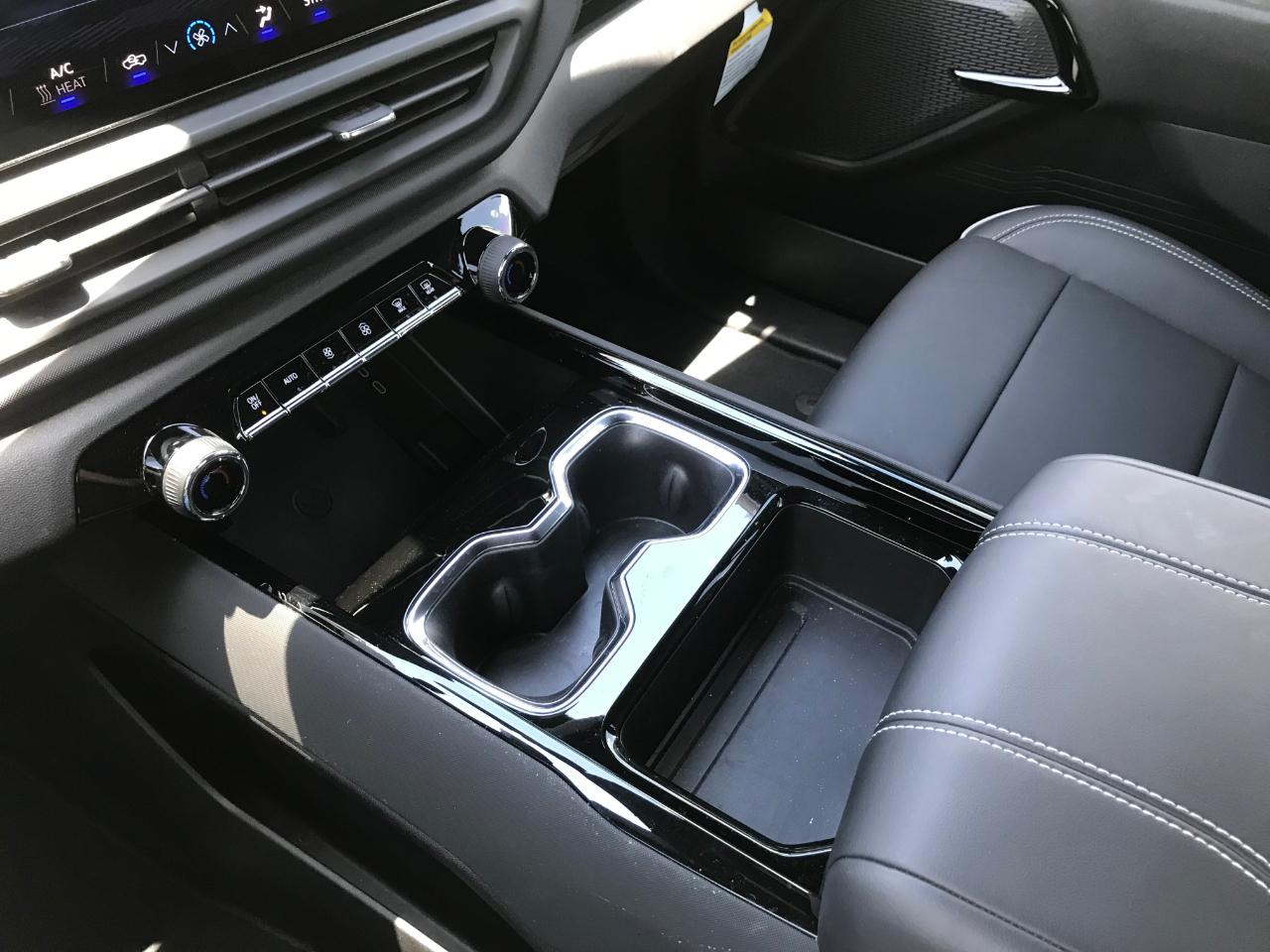 Chevrolet Silverado EV  2026