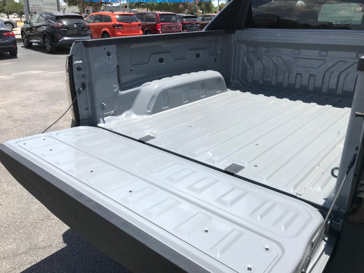 Chevrolet Silverado EV  2026