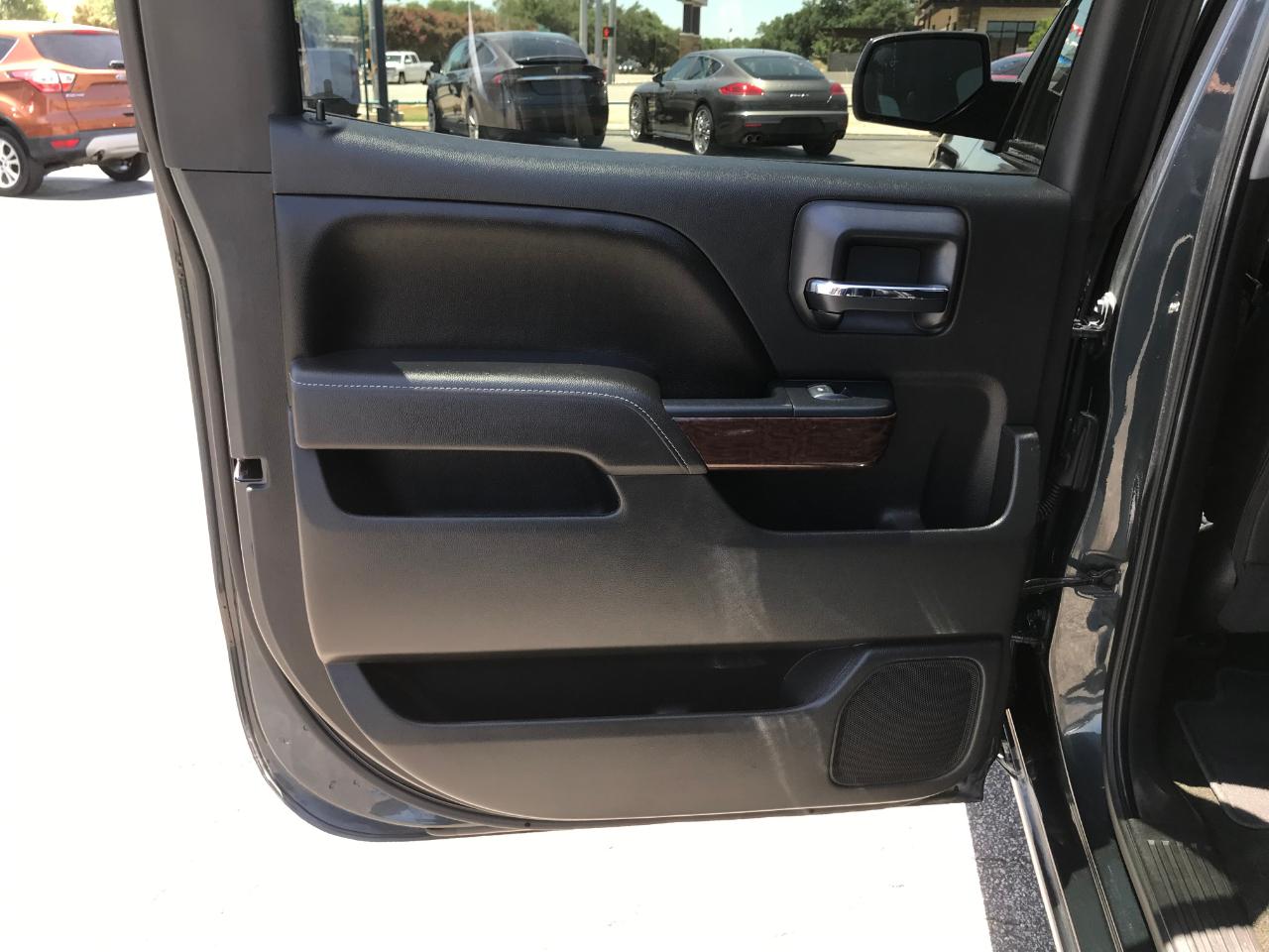 GMC Sierra 1500 SLT Crew Cab Short Box 2WD 2017