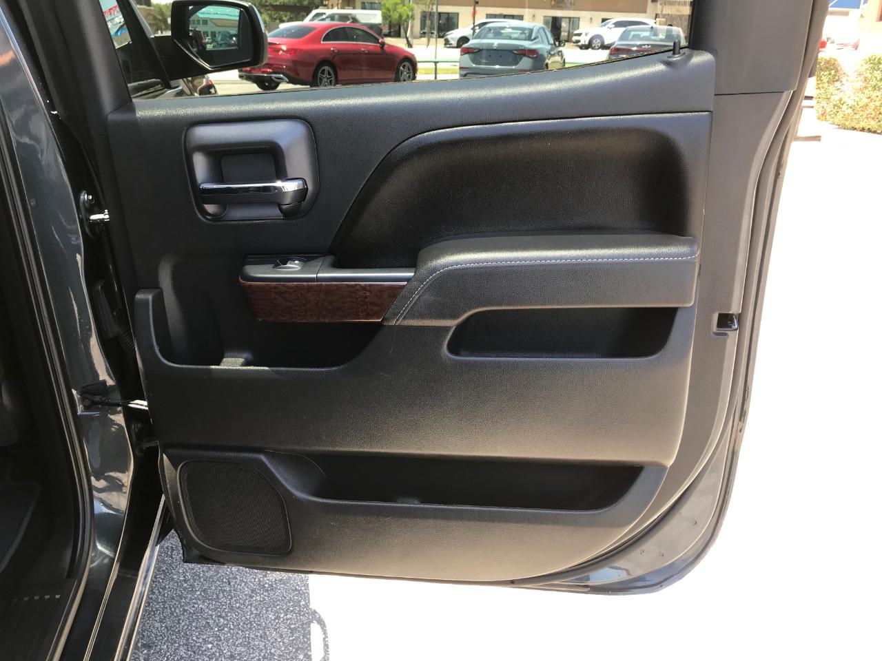 GMC Sierra 1500 SLT Crew Cab Short Box 2WD 2017