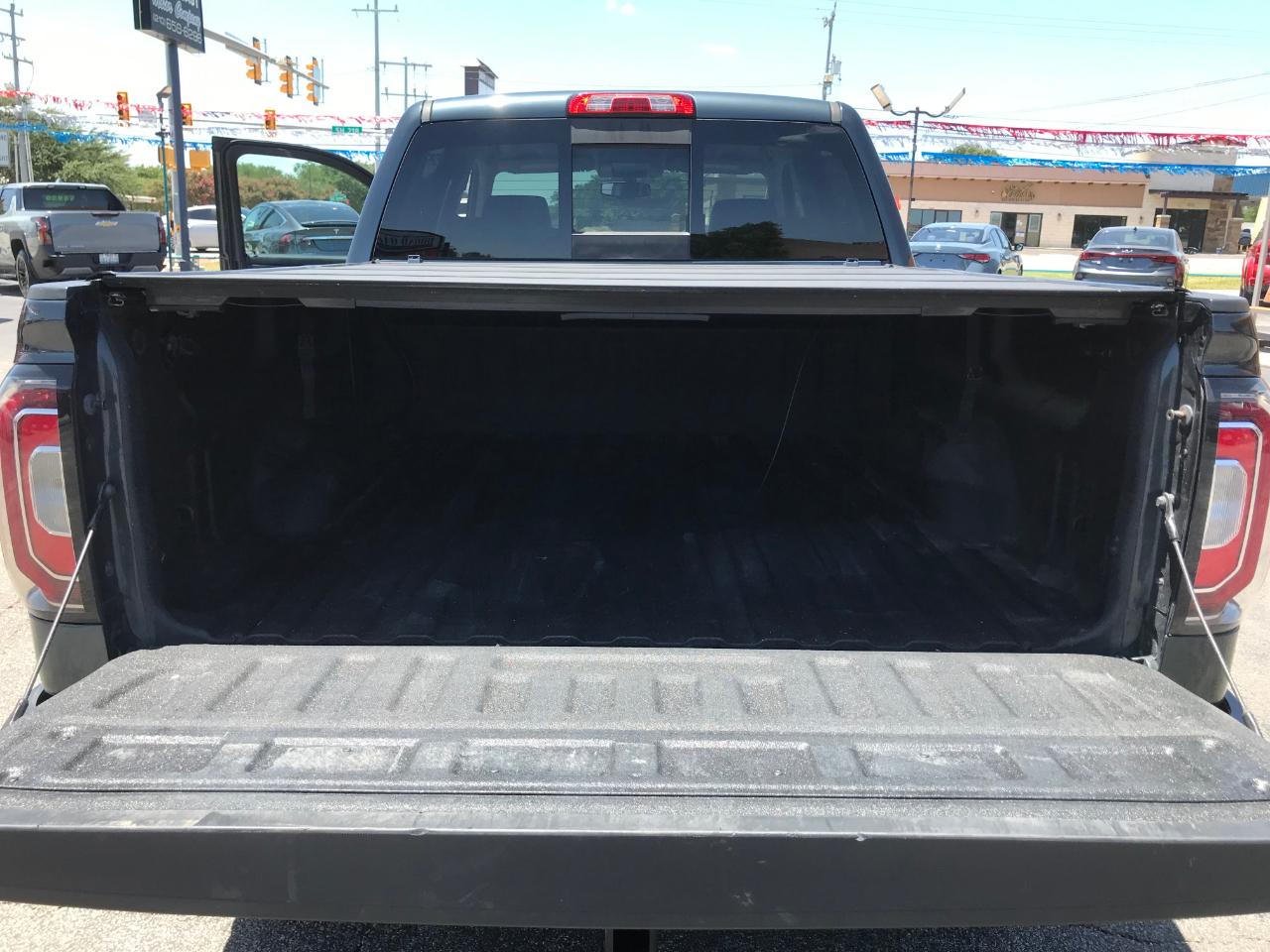 GMC Sierra 1500 SLT Crew Cab Short Box 2WD 2017
