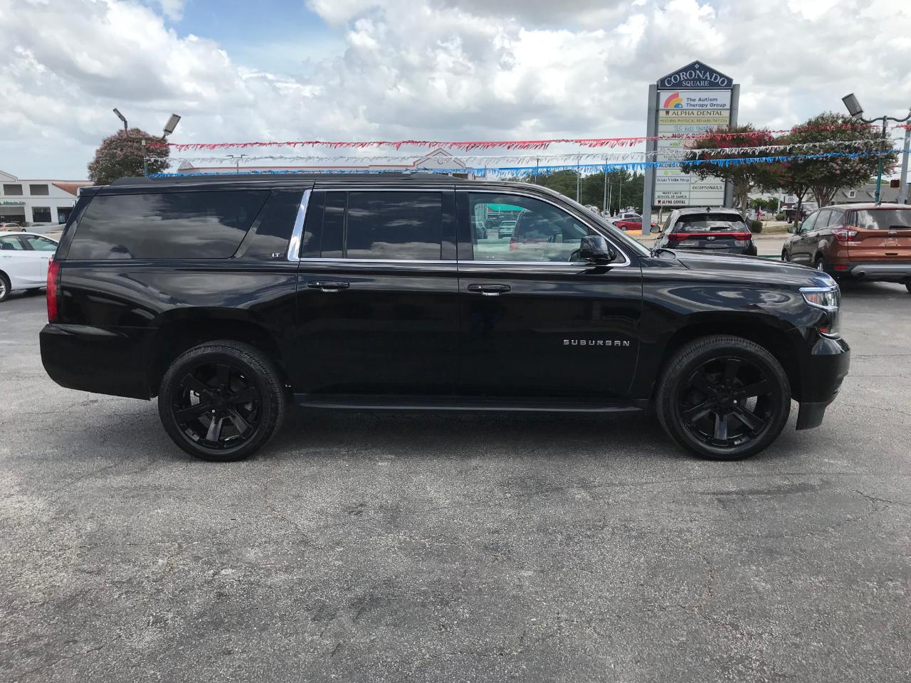 Chevrolet Suburban LT 4WD 2020