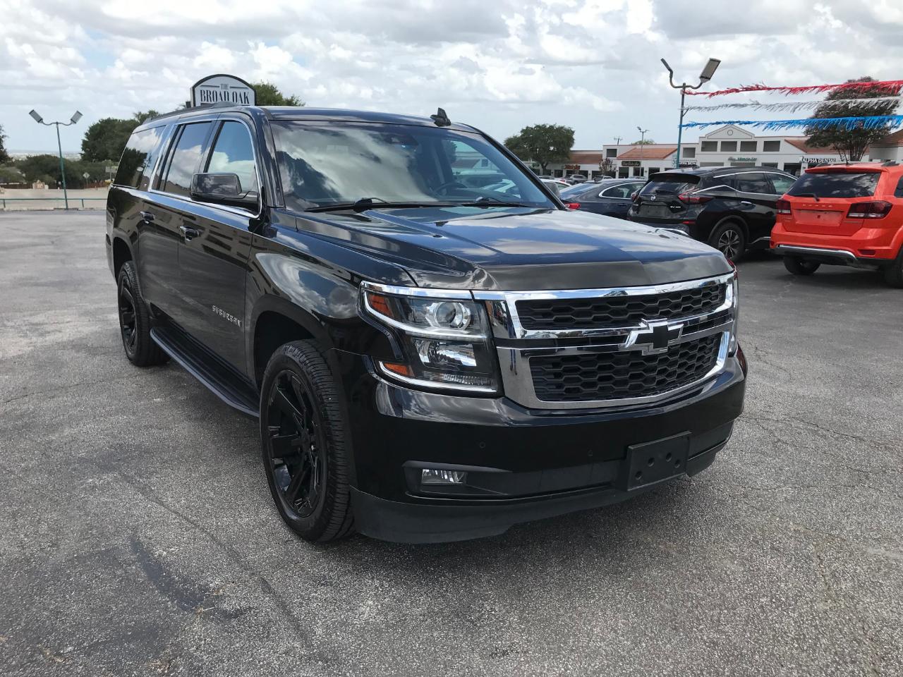 Chevrolet Suburban LT 4WD 2020