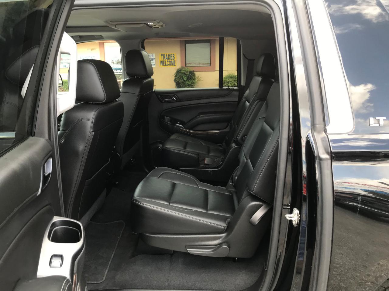 Chevrolet Suburban LT 4WD 2020