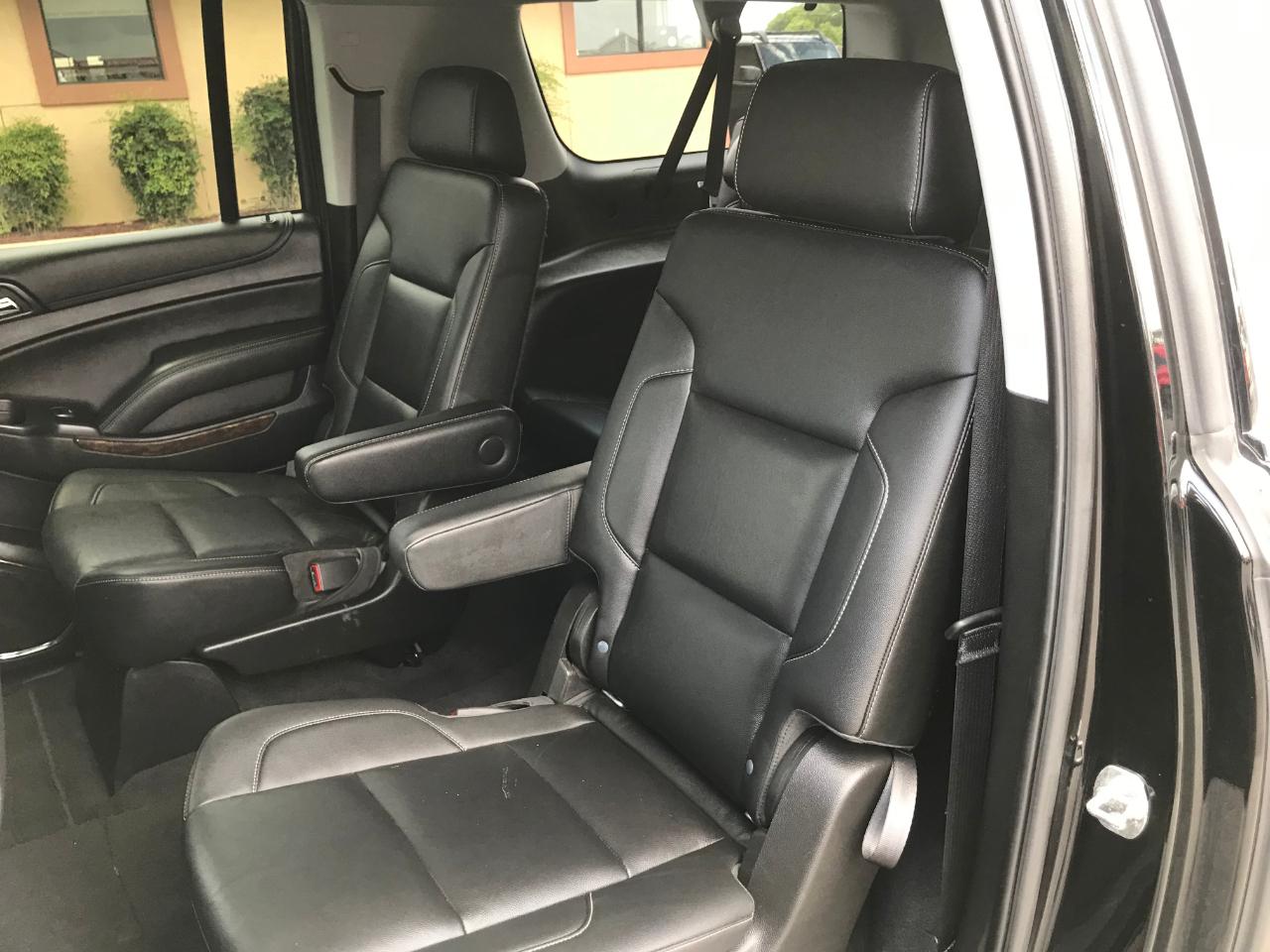 Chevrolet Suburban LT 4WD 2020