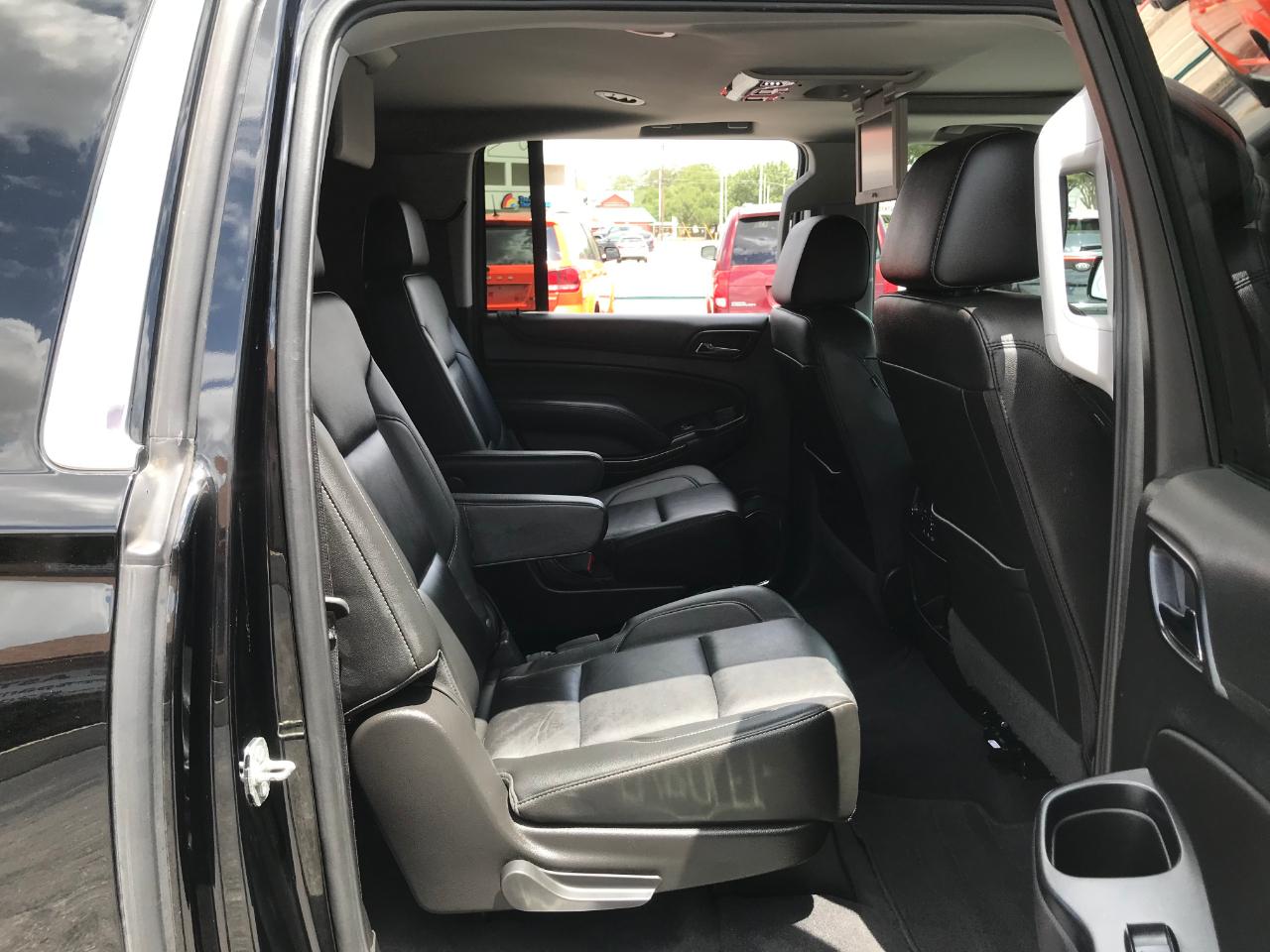 Chevrolet Suburban LT 4WD 2020