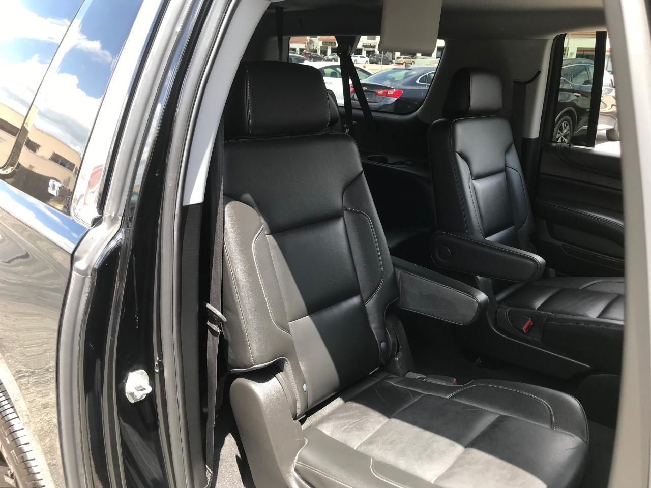 Chevrolet Suburban LT 4WD 2020