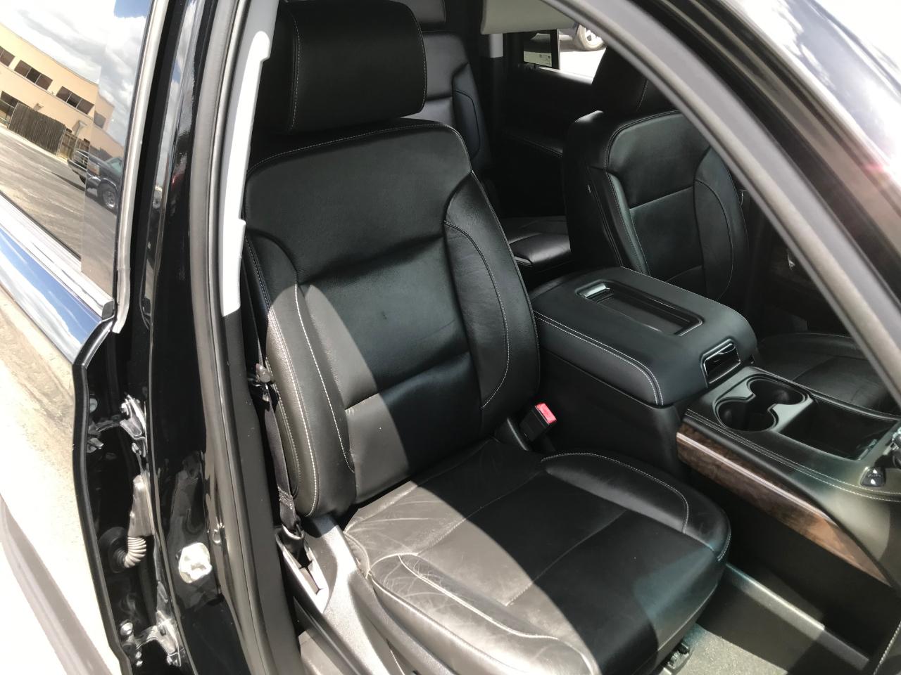 Chevrolet Suburban LT 4WD 2020