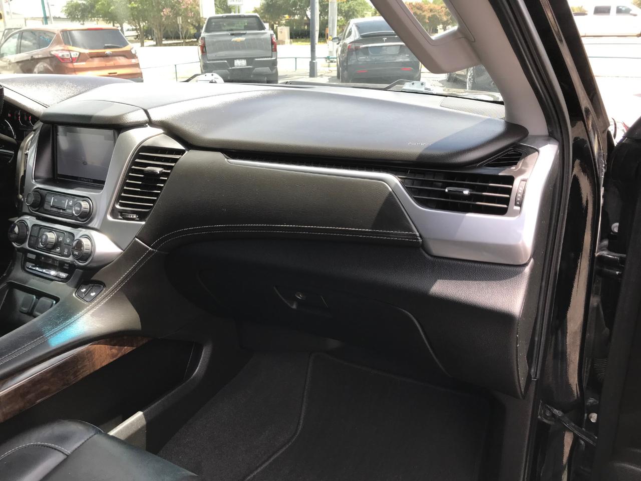 Chevrolet Suburban LT 4WD 2020