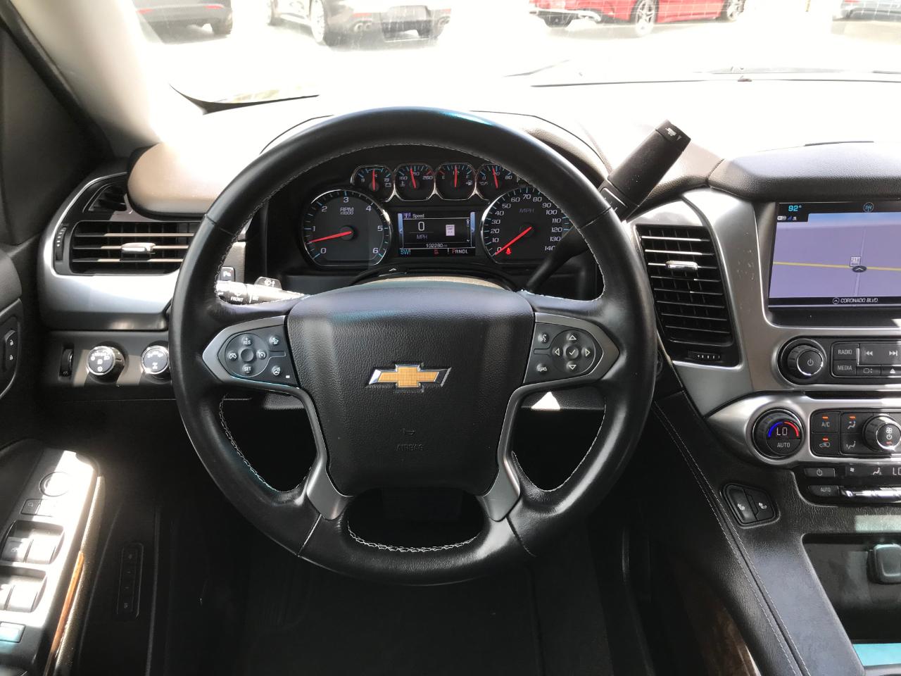 Chevrolet Suburban LT 4WD 2020