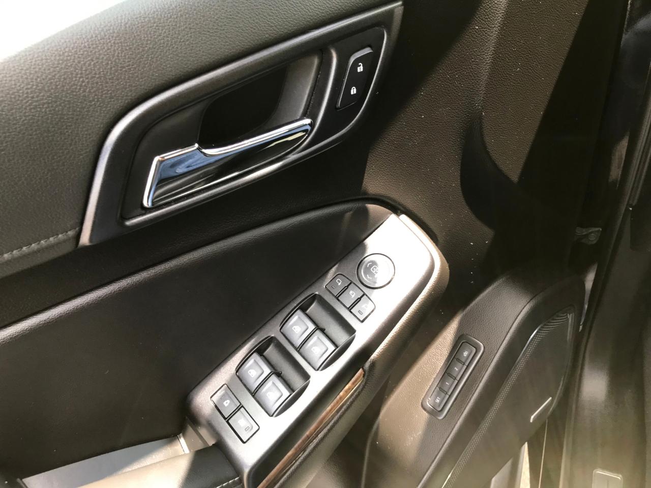 Chevrolet Suburban LT 4WD 2020