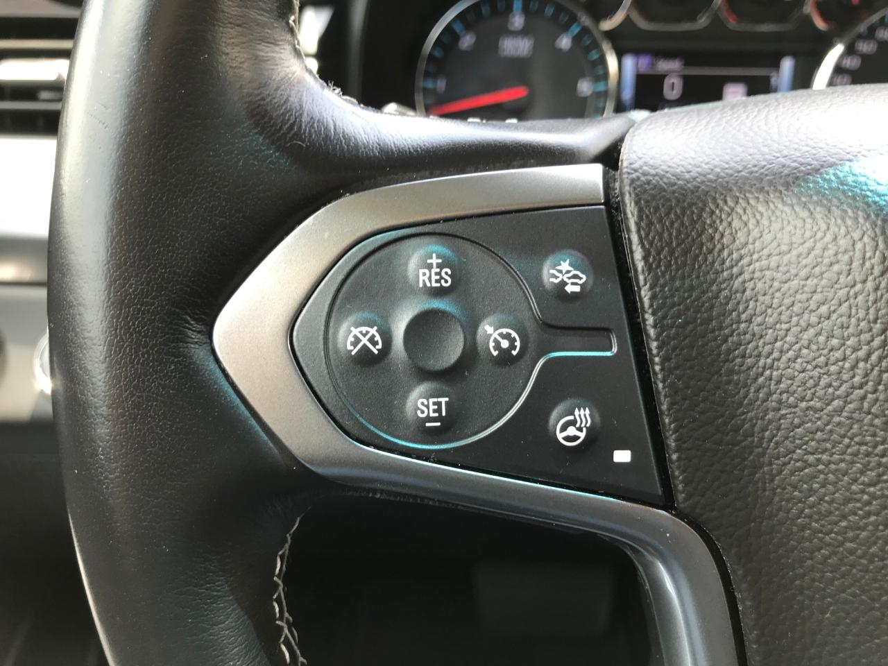 Chevrolet Suburban LT 4WD 2020
