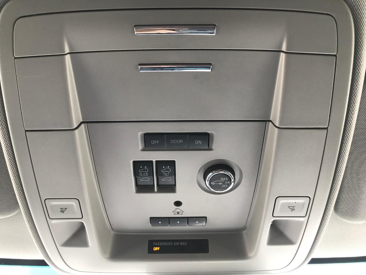 Chevrolet Suburban LT 4WD 2020