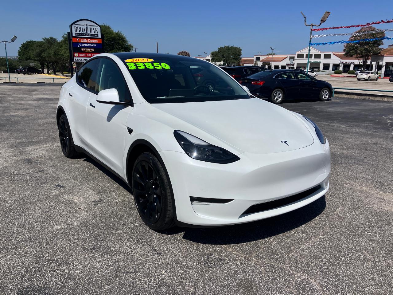 Tesla Model Y  2023