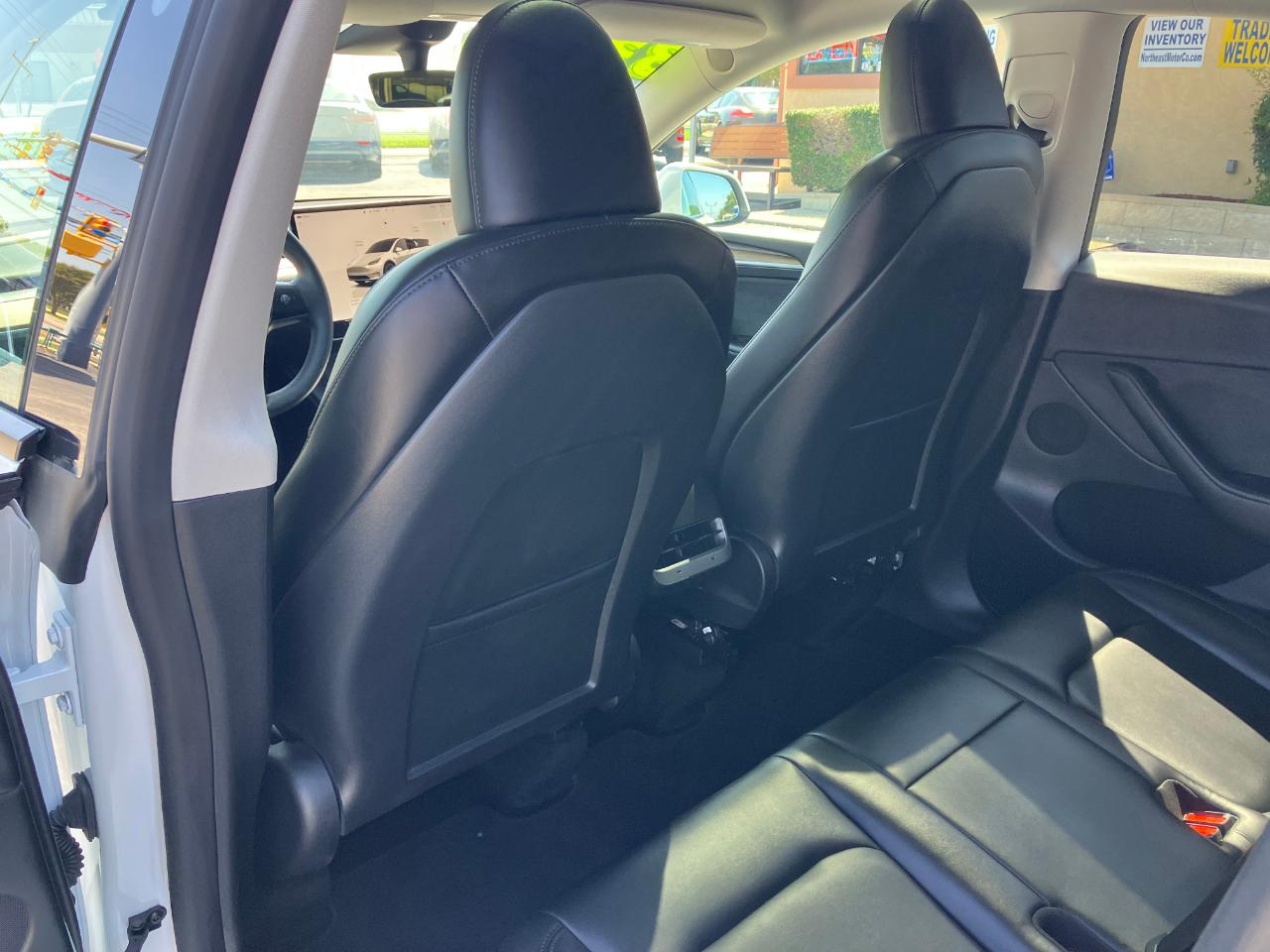 Tesla Model Y  2023
