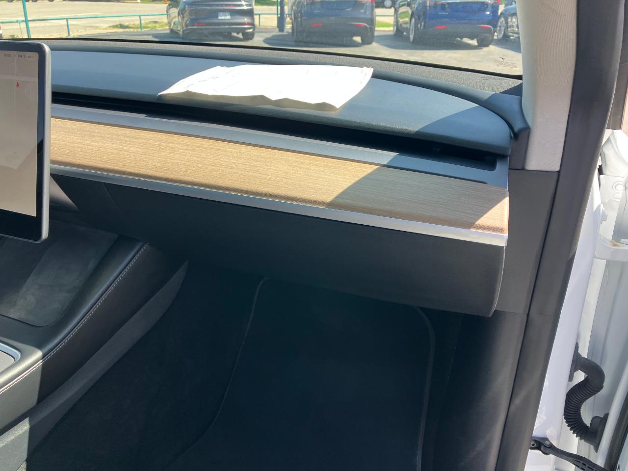 Tesla Model Y  2023