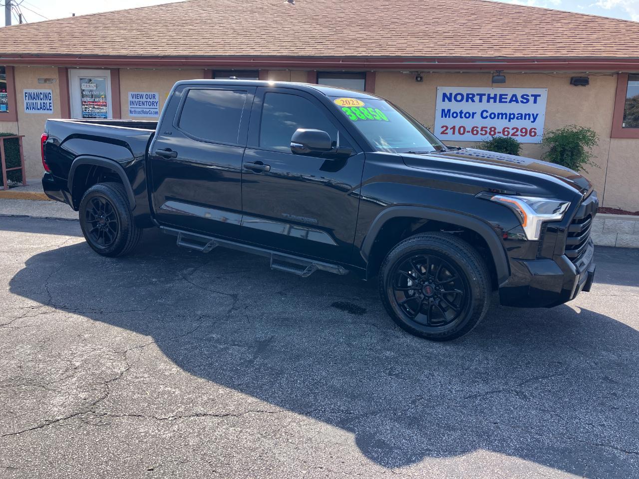 2023 Toyota Tundra SR5 CrewMax 4WD