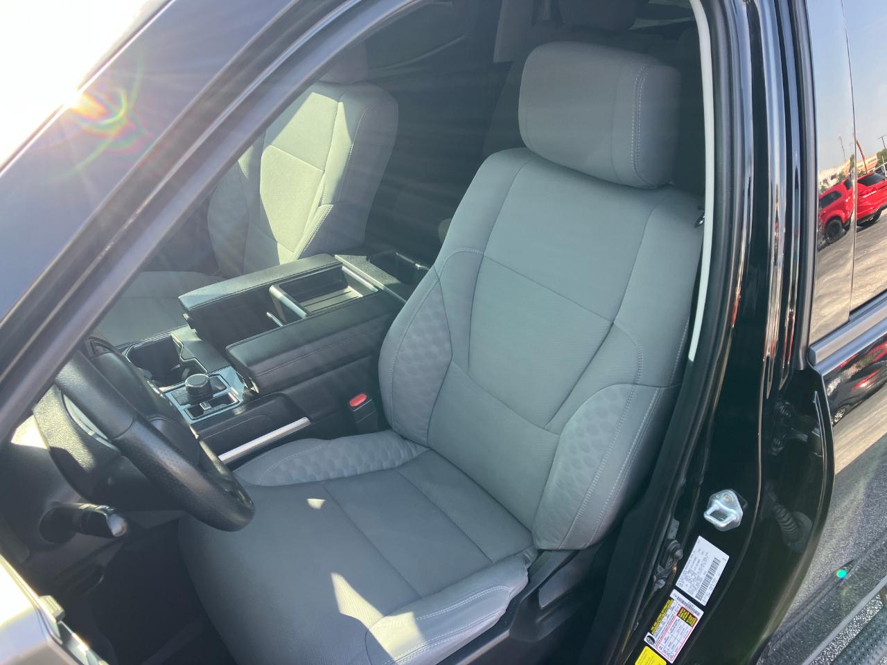 Toyota Tundra SR5 CrewMax 4WD 2023