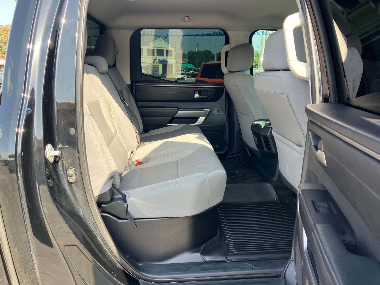Toyota Tundra SR5 CrewMax 4WD 2023