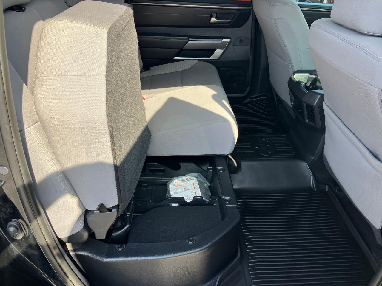 Toyota Tundra SR5 CrewMax 4WD 2023