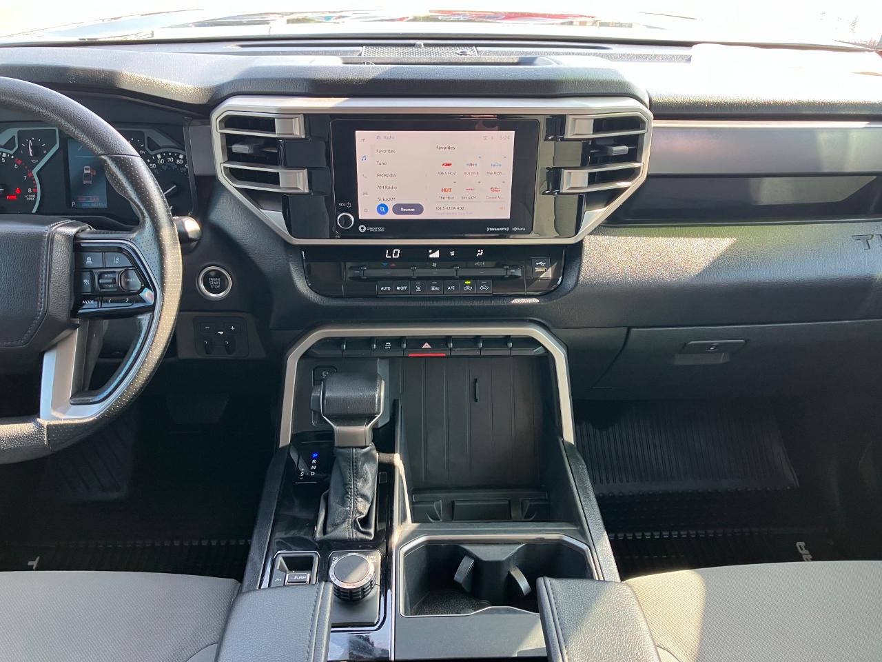 Toyota Tundra SR5 CrewMax 4WD 2023