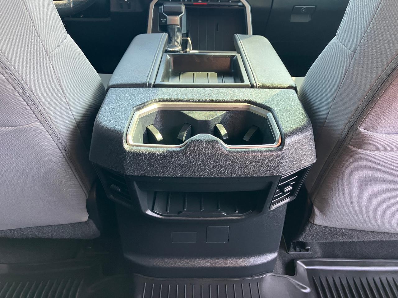 Toyota Tundra SR5 CrewMax 4WD 2023
