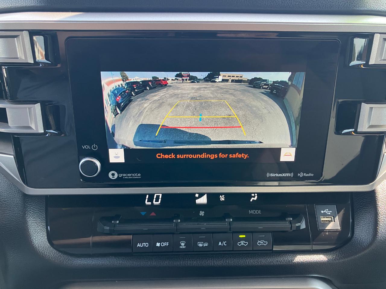 Toyota Tundra SR5 CrewMax 4WD 2023