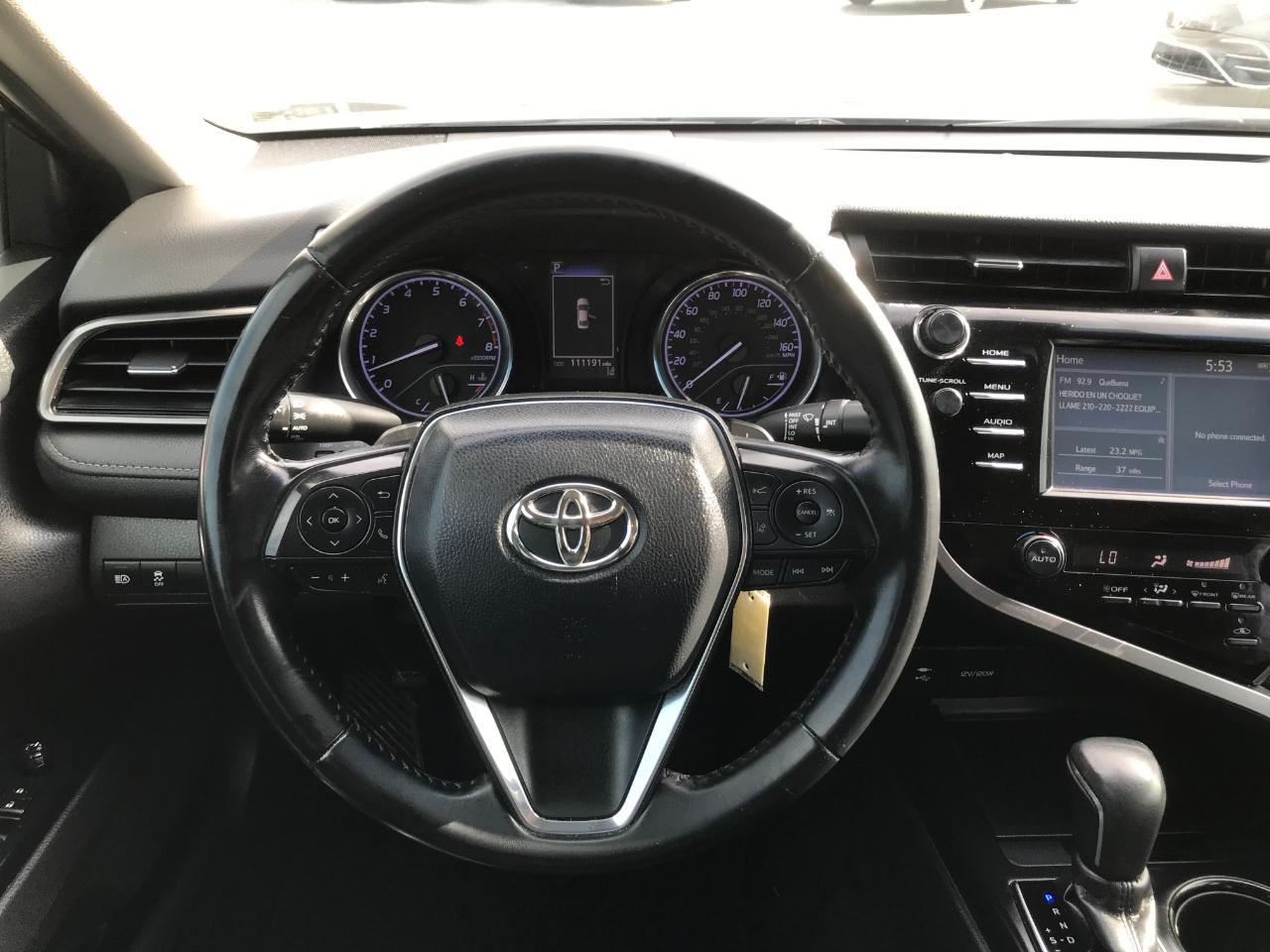 Toyota Camry SE 2019