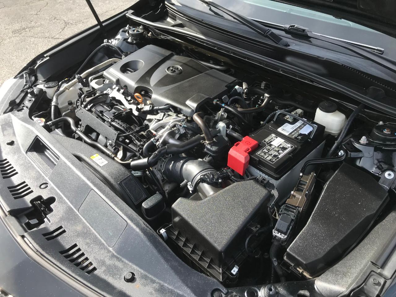 Toyota Camry SE 2019