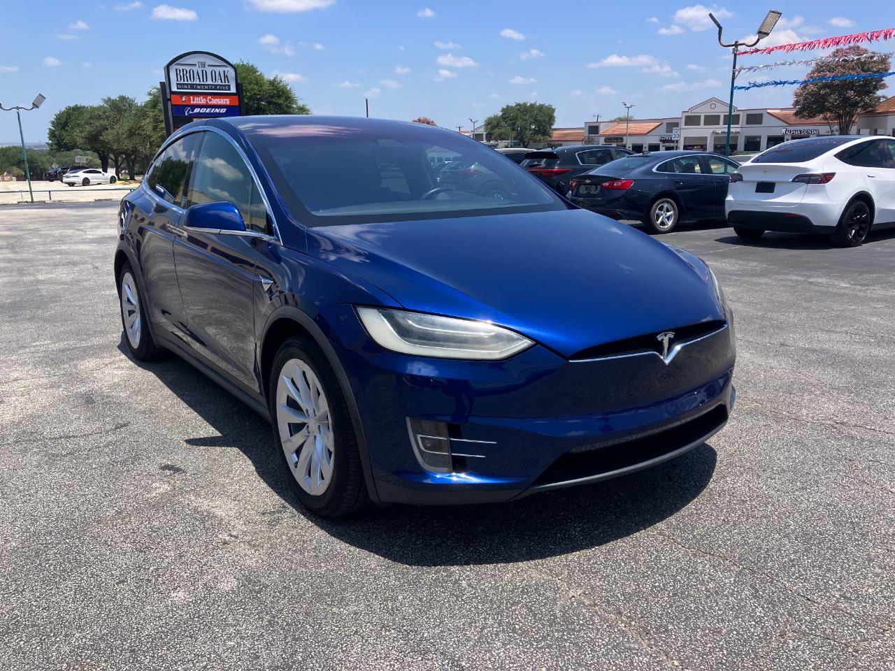 Tesla Model X  2017