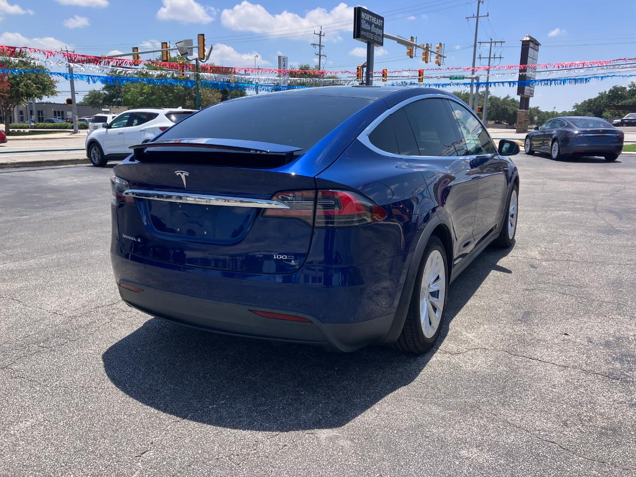 Tesla Model X  2017