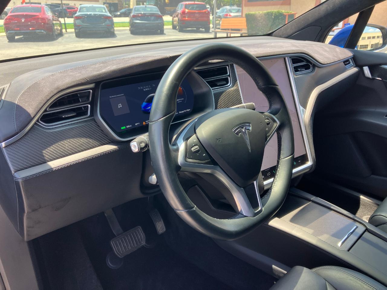 Tesla Model X  2017