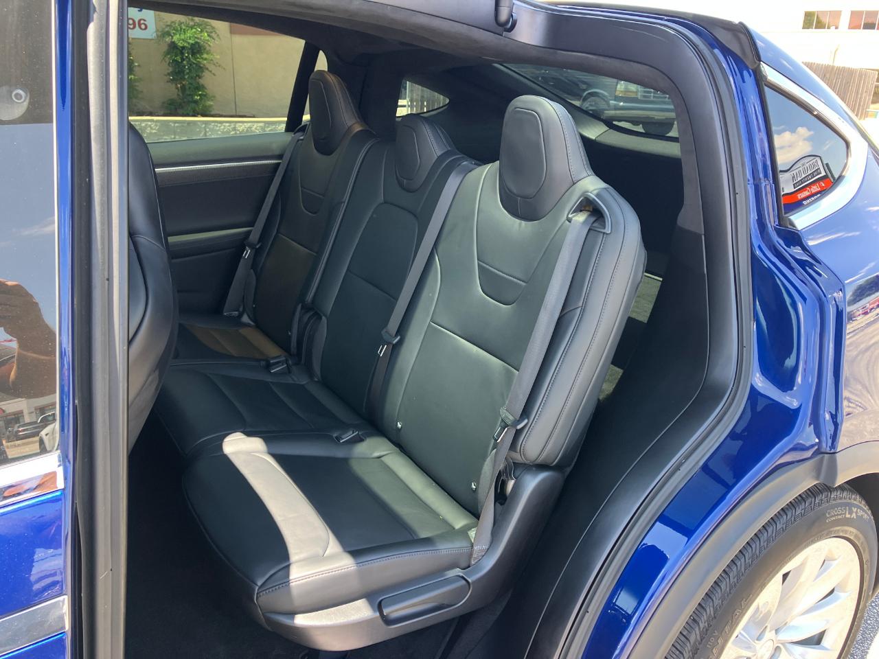 Tesla Model X  2017