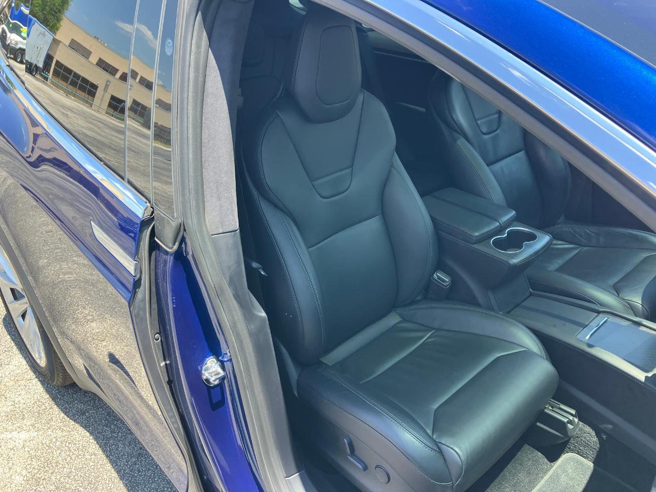 Tesla Model X  2017