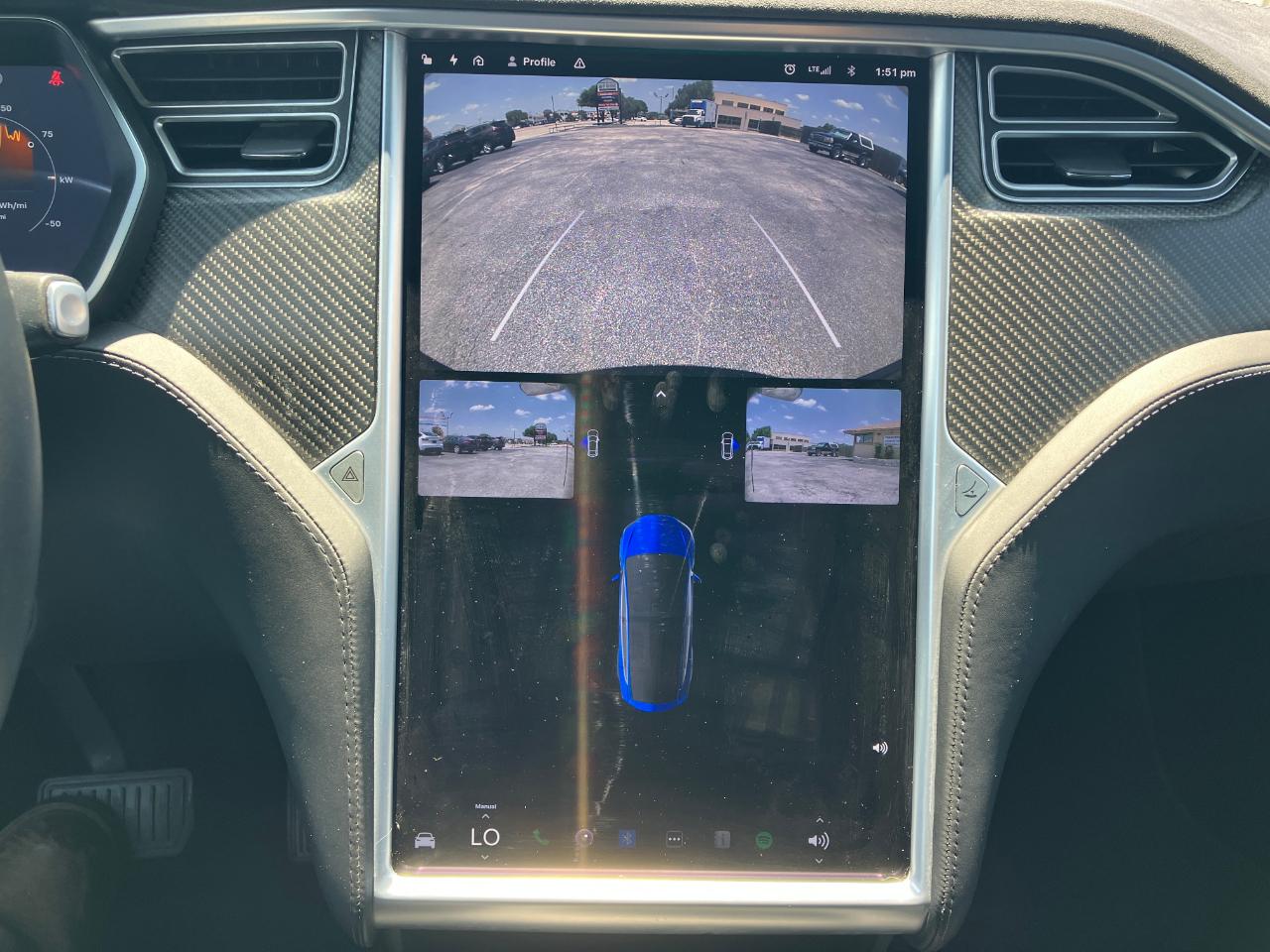 Tesla Model X  2017