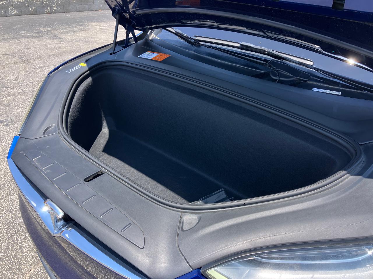 Tesla Model X  2017