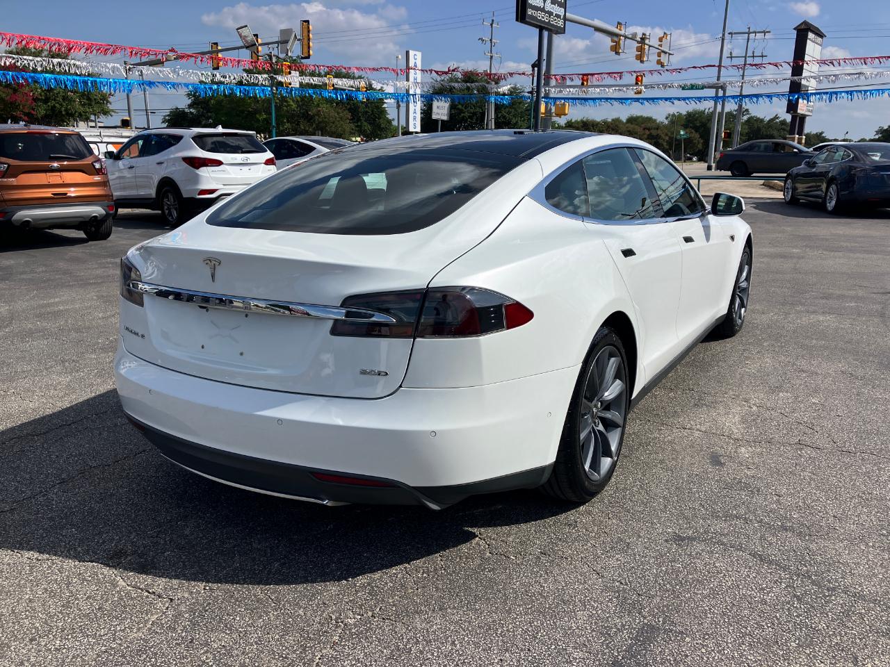 Tesla Model S 90D 2016