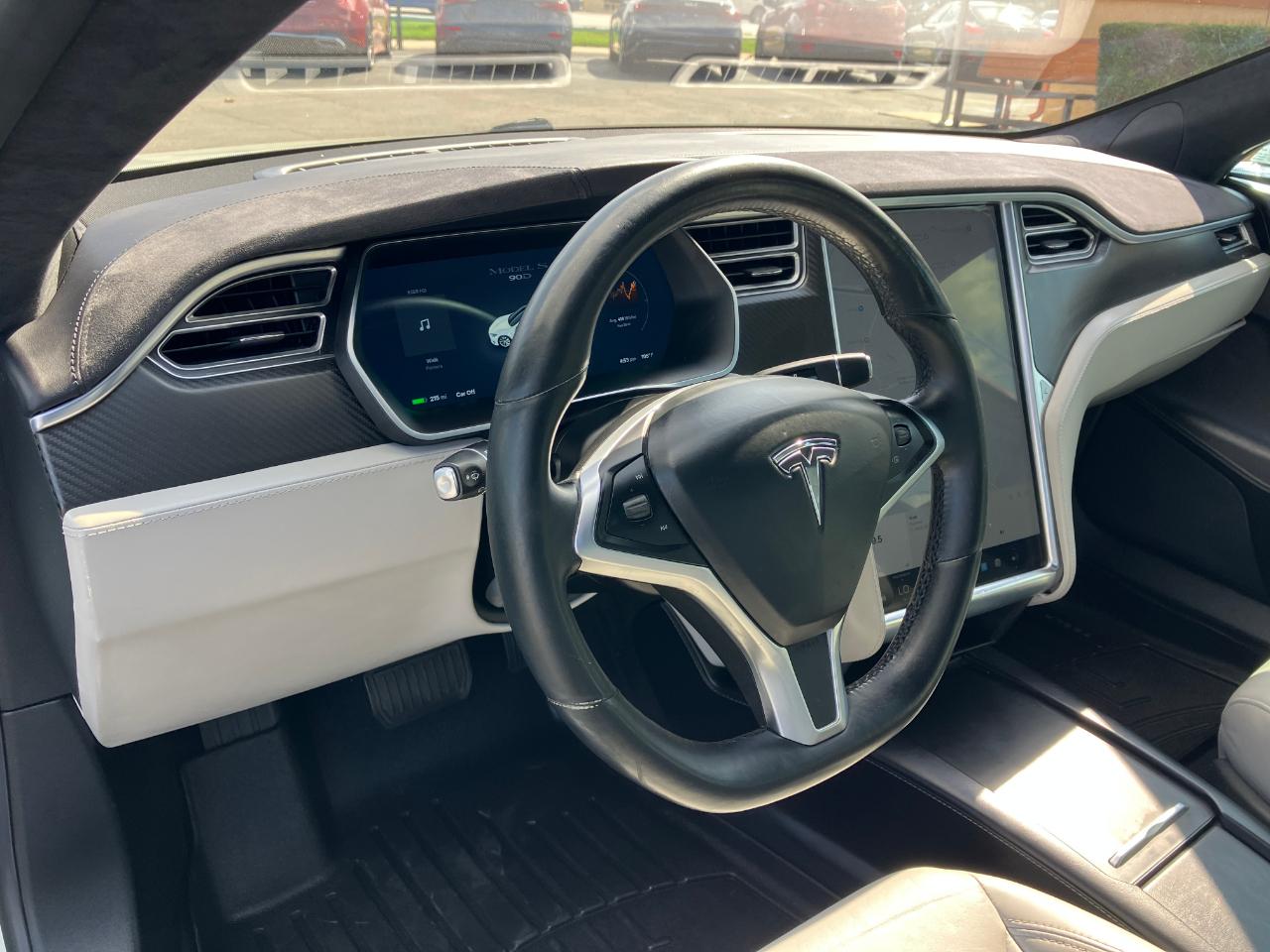 Tesla Model S 90D 2016