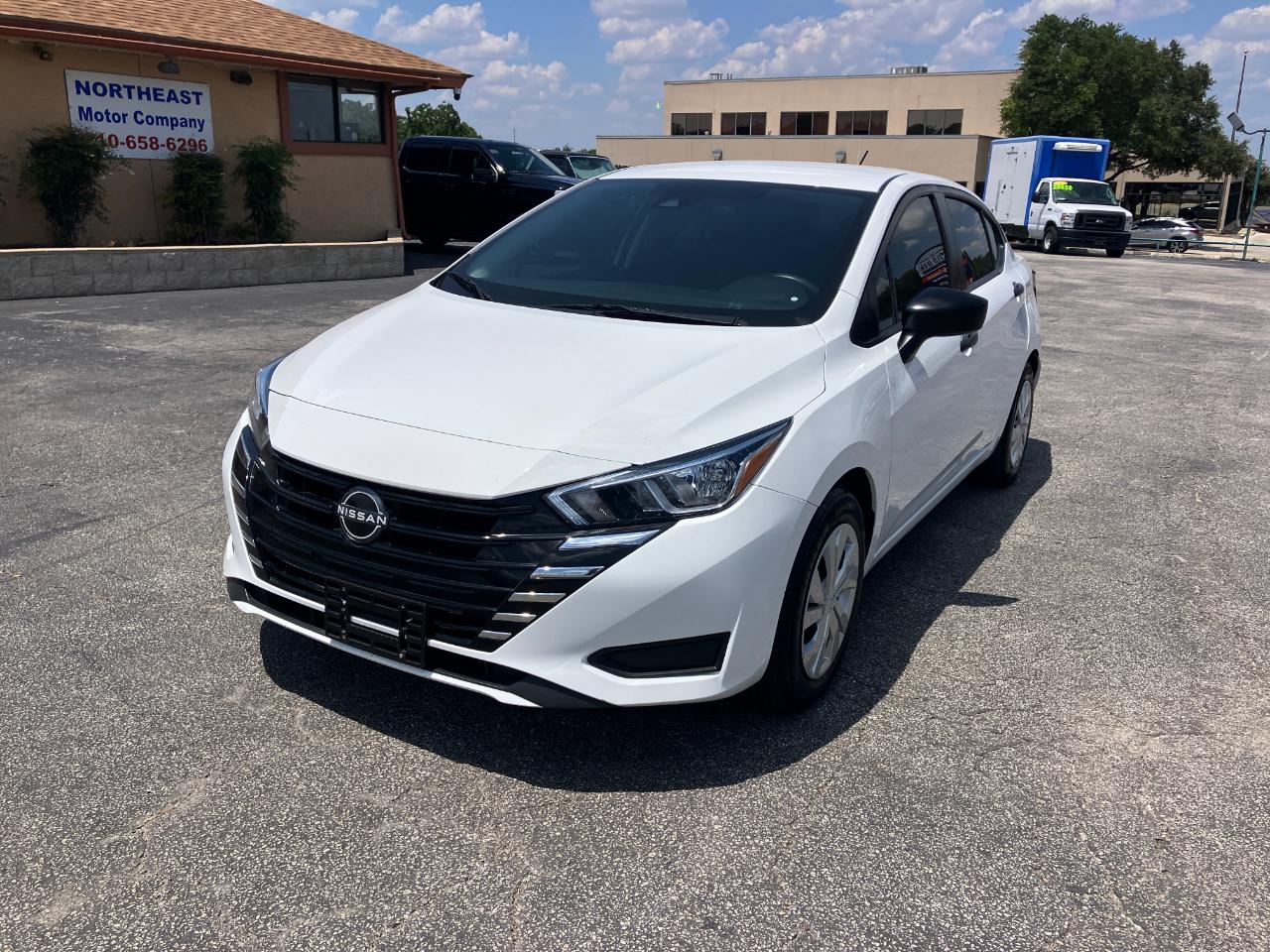 Nissan Versa S CVT 2023