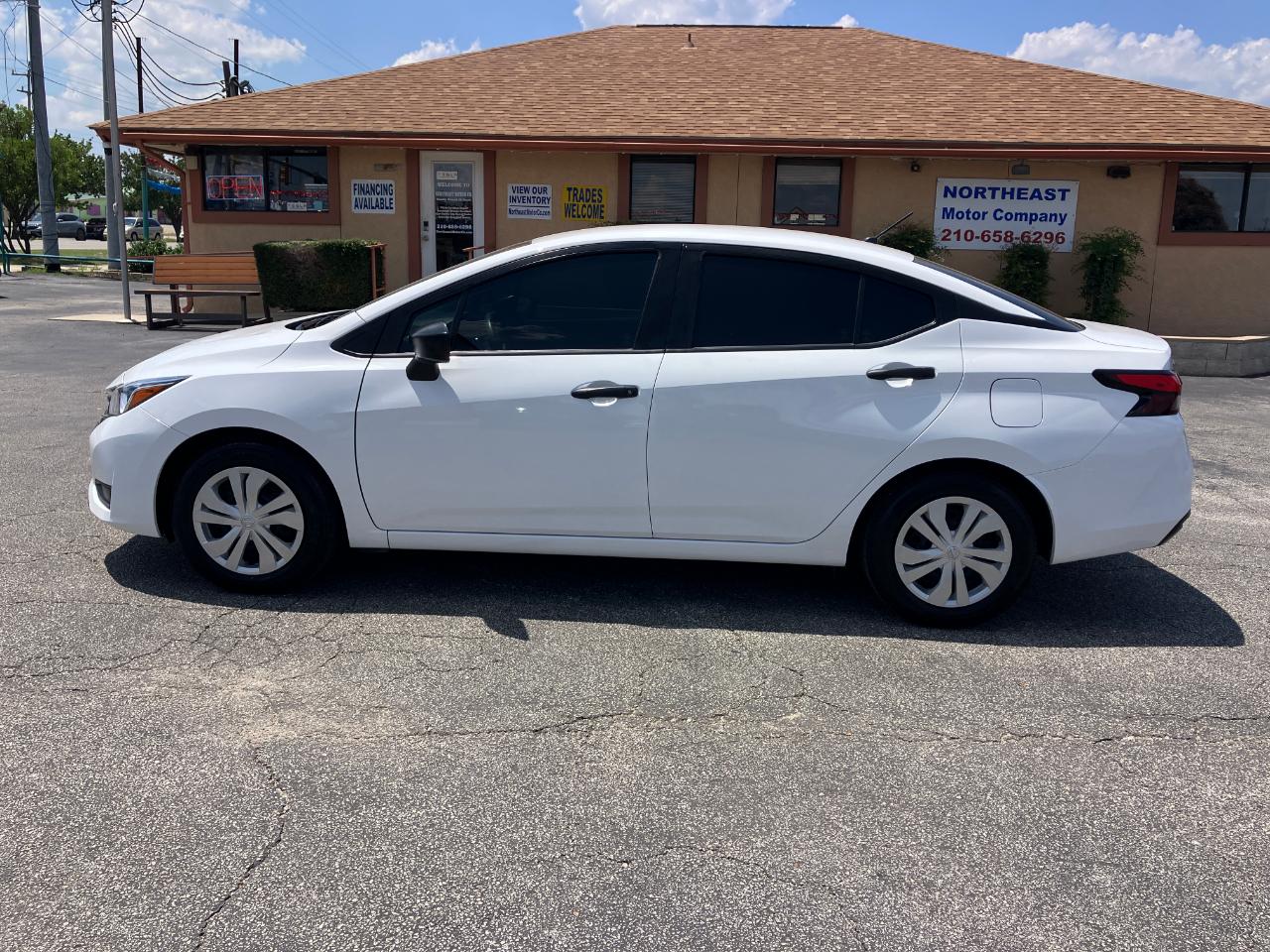 Nissan Versa S CVT 2023