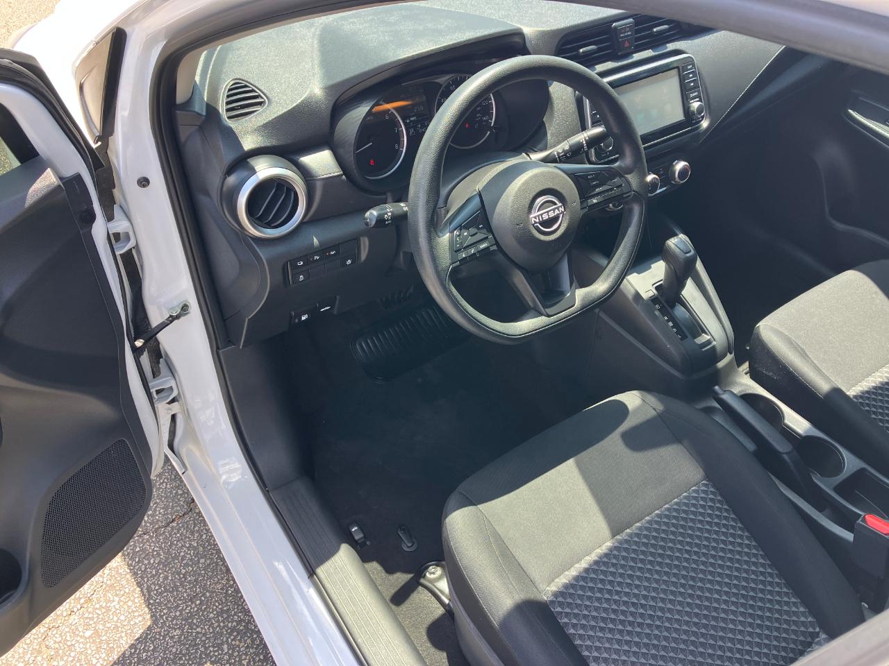 Nissan Versa S CVT 2023