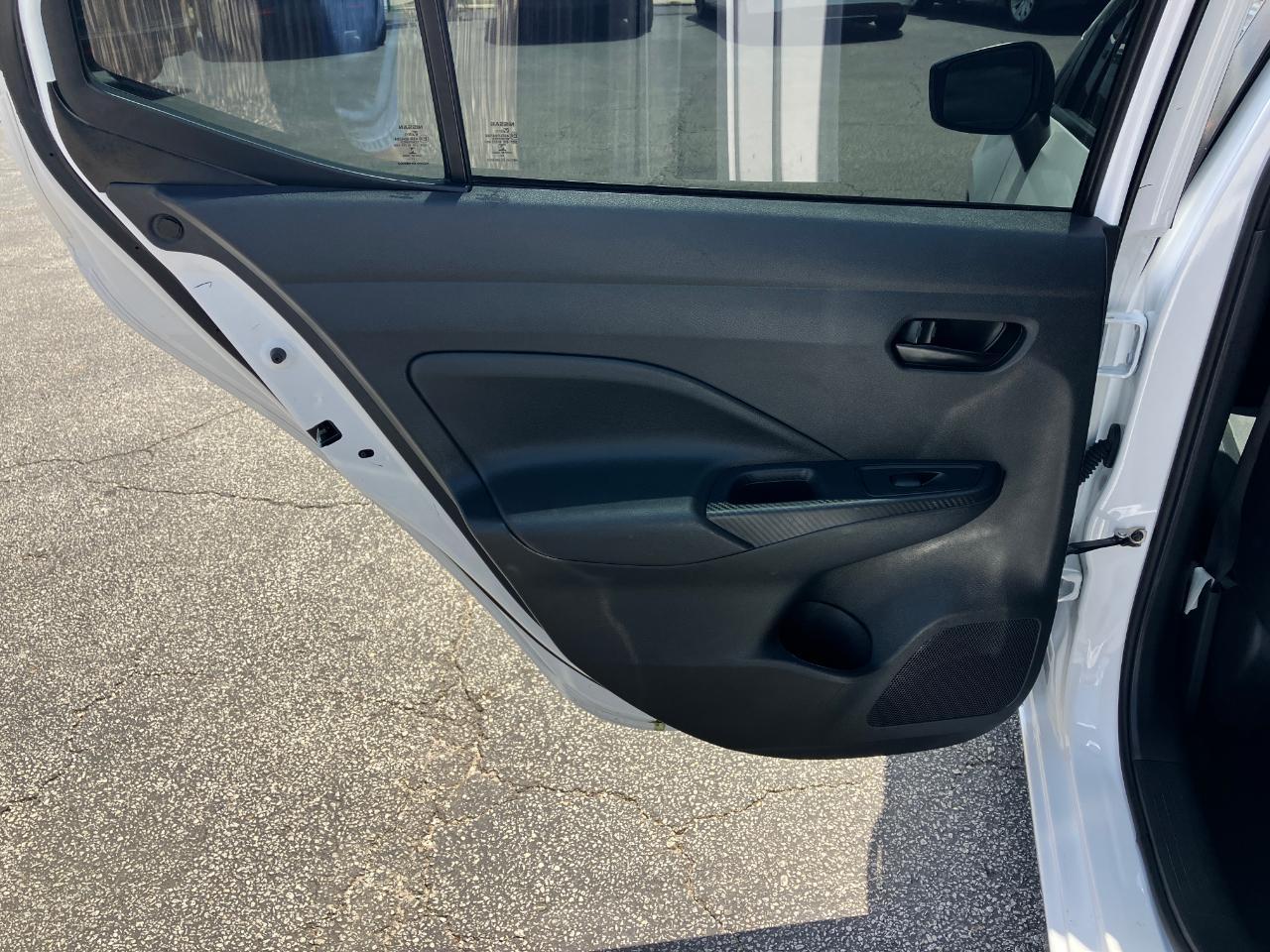 Nissan Versa S CVT 2023