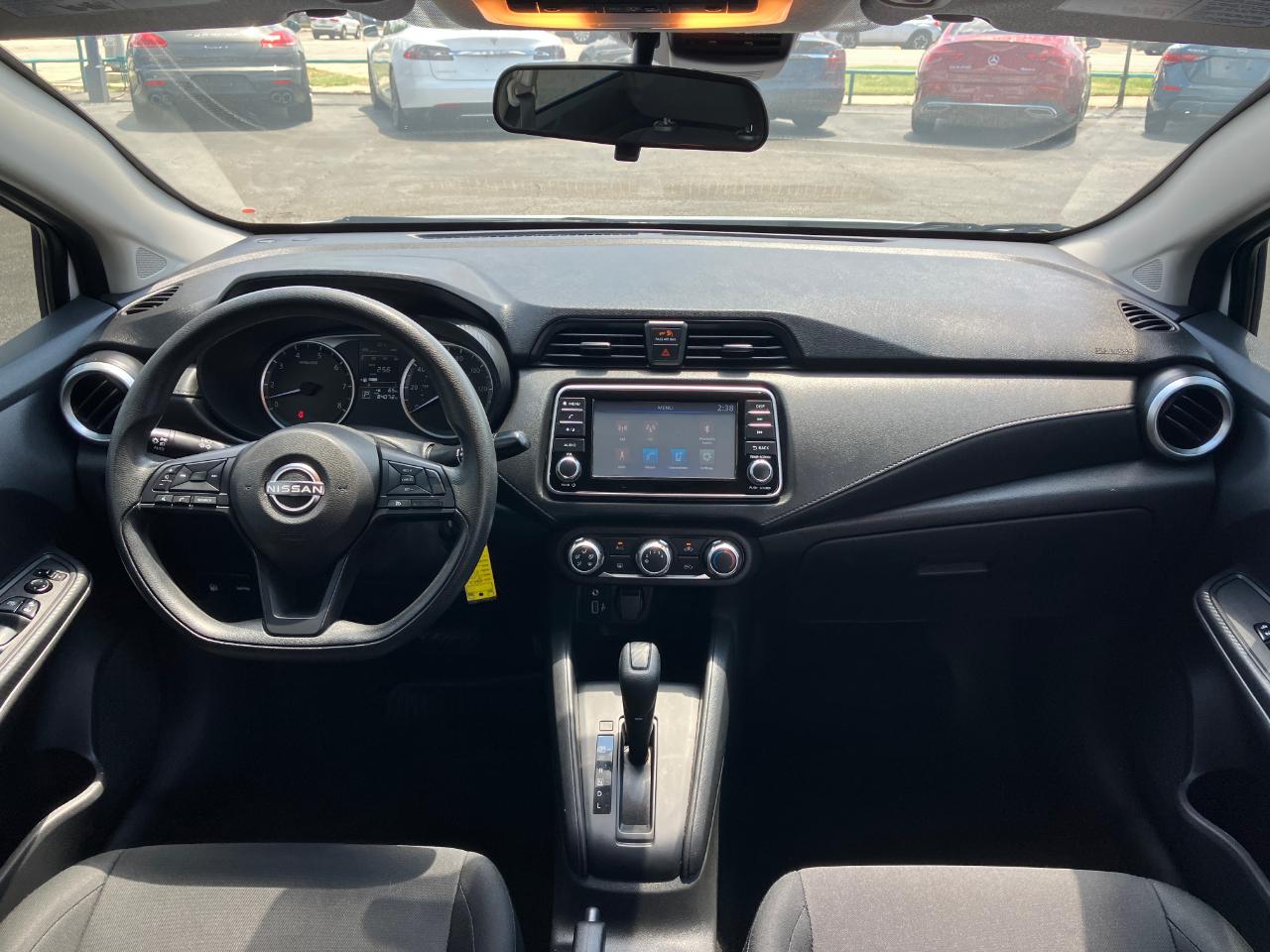 Nissan Versa S CVT 2023