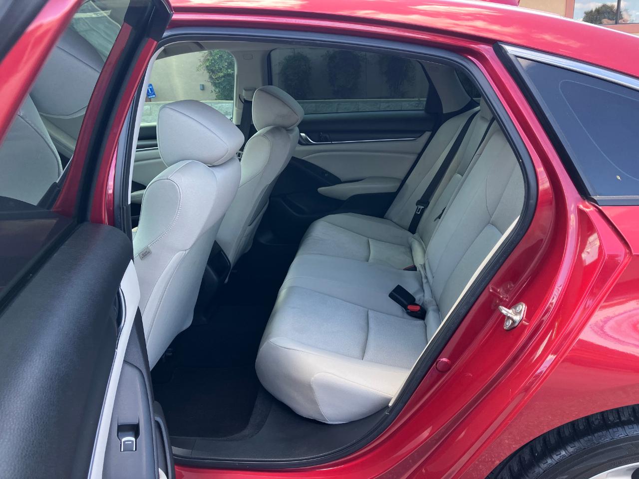 Honda Accord LX CVT 2019