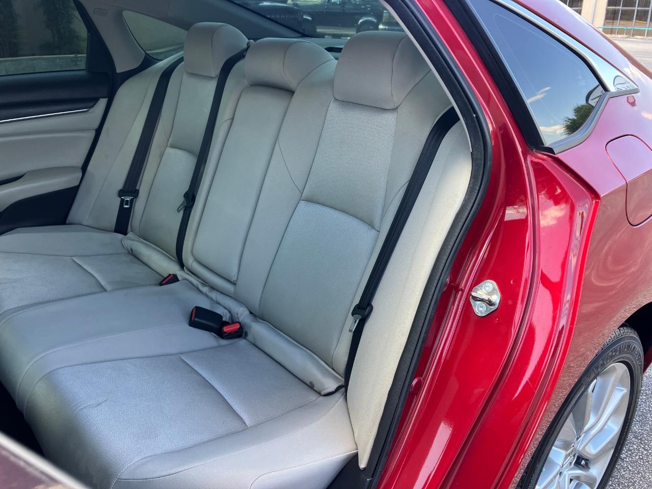 Honda Accord LX CVT 2019