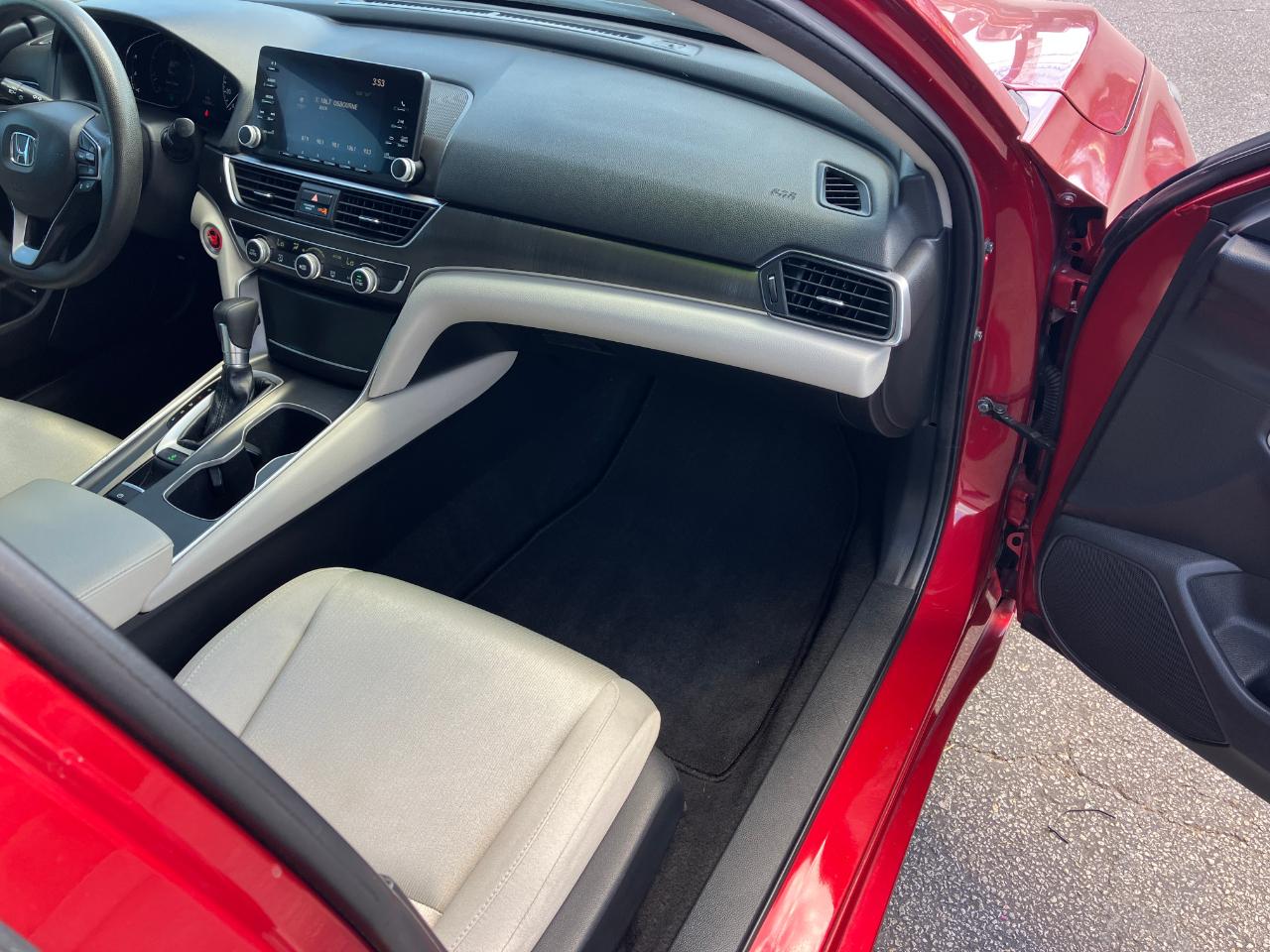 Honda Accord LX CVT 2019